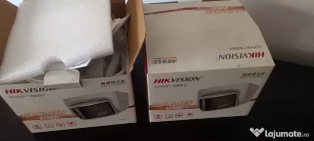 Camera IP Hikvision doua lentile Tehnologie ColorVu