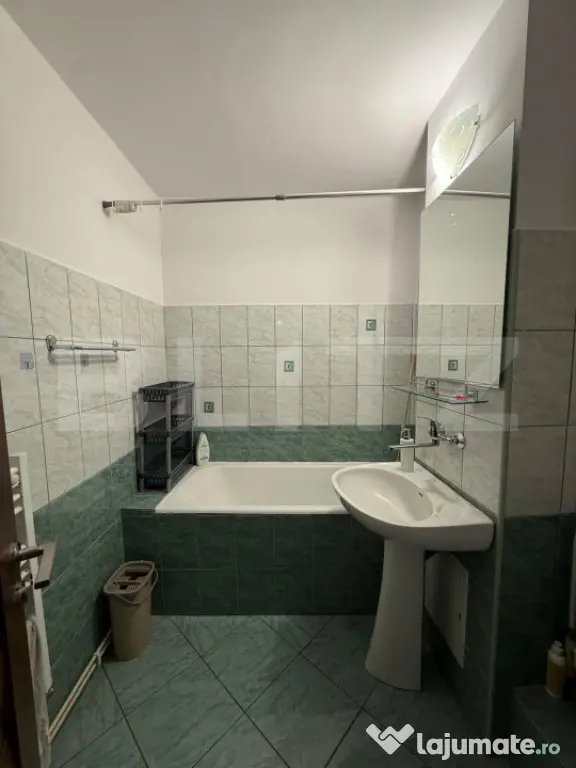 Apartament de inchiriat - 2 camere - Zona Tudor - Targu Mures (Mures)
