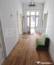 Casă boierească P+M, 7 camere, 227 mp utili, în zona cent