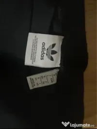 Pantaloni adidas negri 