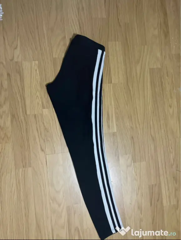 Pantaloni adidas negri