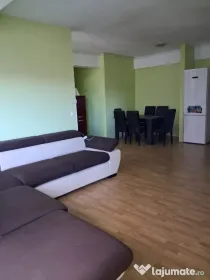 Vand apartament 3 camere zona Kaufland.