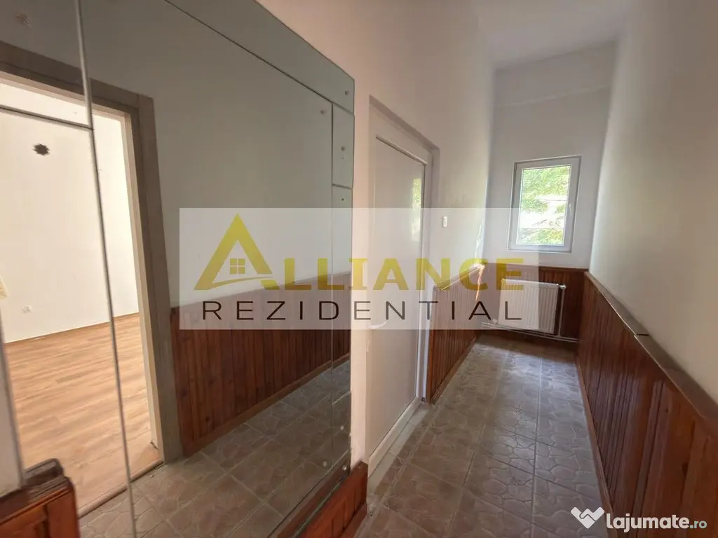 Casa individuala de vanzare in Catelu - 14 camere - teren... - Catelu (Bucuresti-Ilfov)