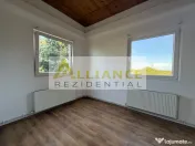 Casa individuala de vanzare in Catelu - 14 camere - teren... 