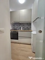 2 camere decomandat, modern| Parcare | 5 min metrou Apăr...