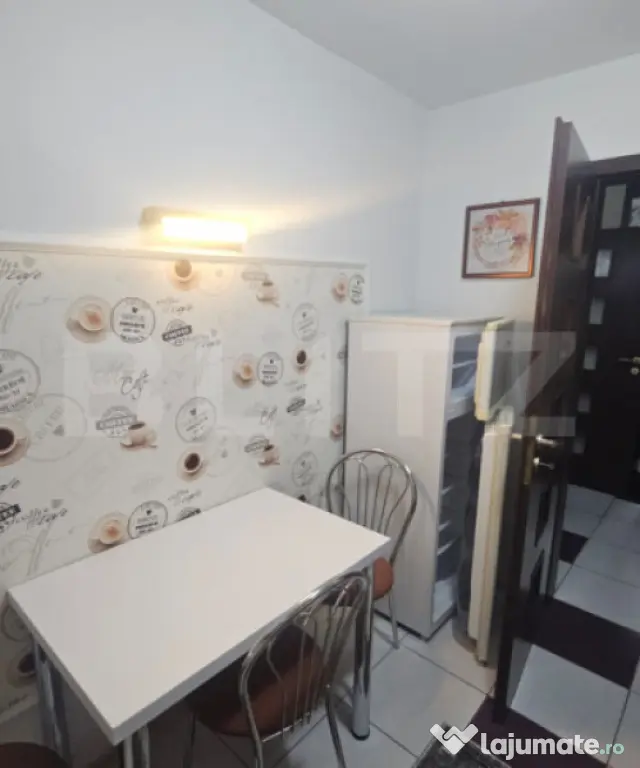 Apartament 2 camere, semidecomandat, parter, mobilat si util - Galati (Galati)
