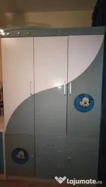 Șifonier MDF lucios 3 uși camera copil