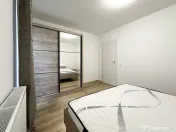 Apartament intr-un bloc retras, cu centrala si parcare 