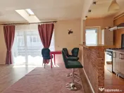 Apartament str. Eroilor, Parcare, centrala proprie, aer cond 