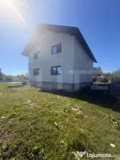Casa etaj, 165 mp utili, 3600 mp tere si Iaz de pescuit -Dar 