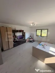 Casa etaj, 165 mp utili, 3600 mp tere si Iaz de pescuit -Dar 