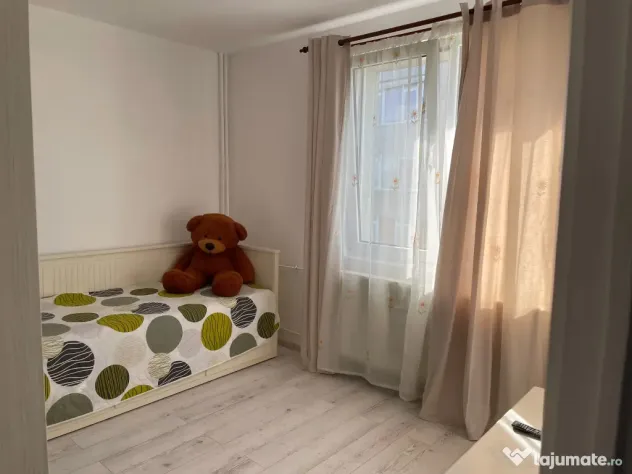 Inchiriez Apartament 3 camere, Calea Giulesti, confortabil si utilat