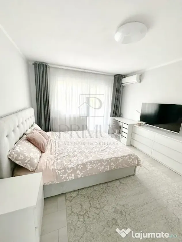 COMPLEX STUDENTESC - 1 CAMERA - DECOMANDAT - RENOVAT - CLIMA - Timisoara (Timis)
