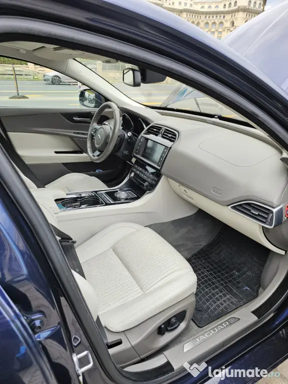 Vand jaguar xe 2016