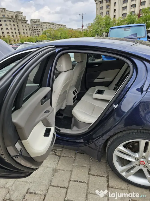 Vand jaguar xe 2016