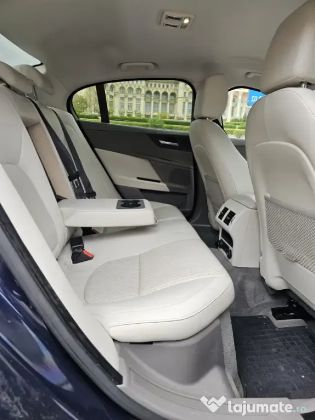 Vand jaguar xe 2016