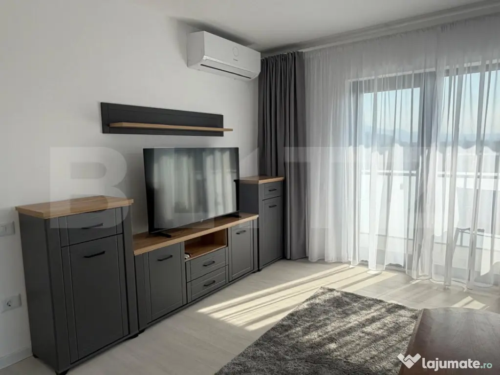 Apartament 2 camere , modern , 60 mp, prima inchiriere , par - Cristian (Brasov)