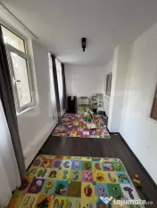 Apartament cu 4 camere zona IC Frimu 