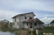Casa P+M la rosu, 600 mp teren, BCA Ytong – Mintia