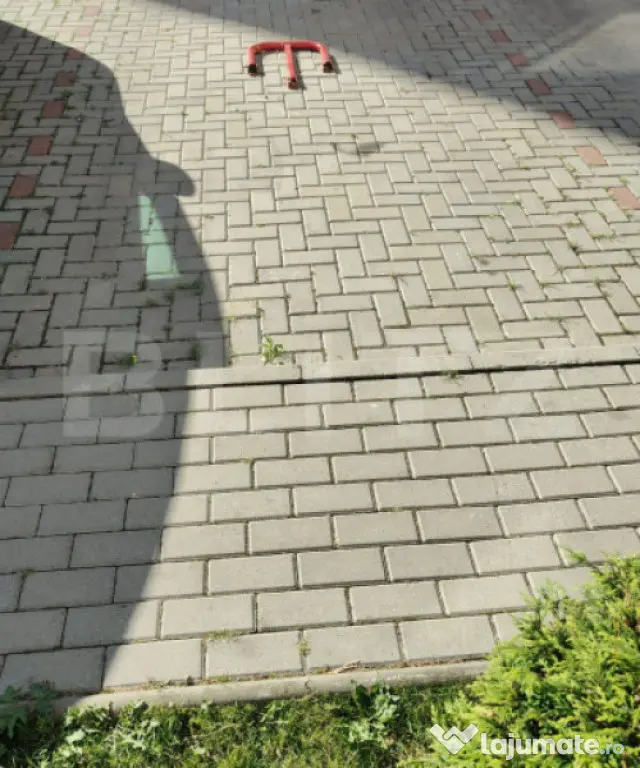 De vanzare loc de parcare, zona Maurer Resindence Tractorul - Brasov (Brasov)