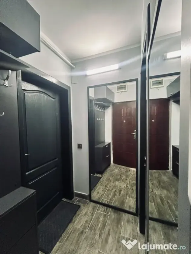 Închiriez apartament 2 camere ultracentral