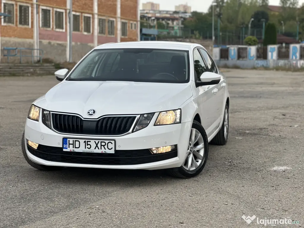 Skoda Octavia*1.6 diesel*af.2018*contract+fiscal pe loc*navigatie*Maxi-Dot !