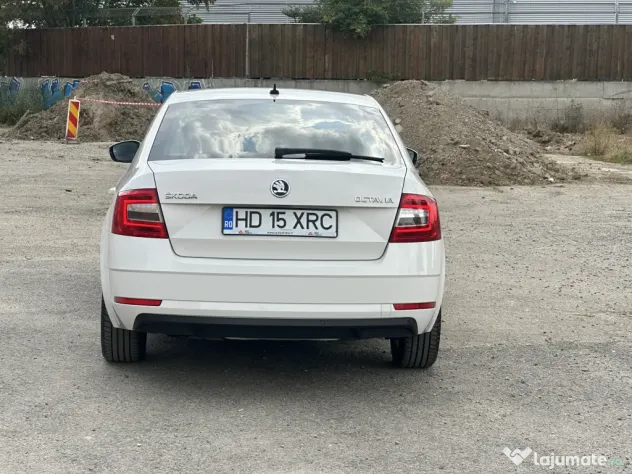 Skoda Octavia*1.6 diesel*af.2018*contract+fiscal pe loc*navigatie*Maxi-Dot !