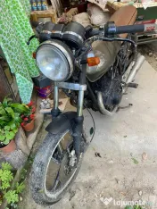 Motocicletă Suzuki, proiect custom scrambler cafe racer 