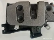 Broască ușă stânga față LR091344 Range Rover / Land Rover 8X2A-21813-BE 