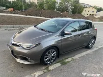 Toyota Auris 1.8l VVT-i Hybrid-Benzina