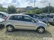 Ford Fiesta,an 2007, 1.4 benzina = 1200 euro 
