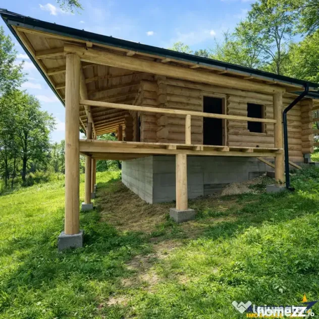3.000mp de incantare montana cu cabana din lemn masiv, Zarne - Zarnesti (Arges)