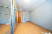 Sânpetru-Apartament cu 3 camere+terasa 20 mp