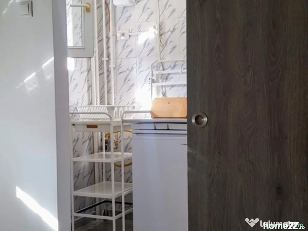 Piata sudului oltenitei husi etaj 6 - Bucuresti (Bucuresti-Ilfov)