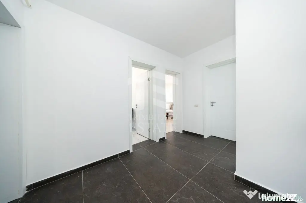 Subcetate|Coresi-Apartament 2 camere 60 mp+loc de parcare - Sanpetru (Brasov)