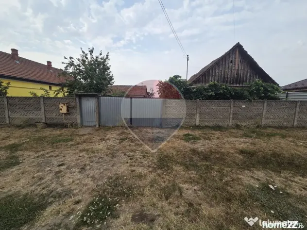 Casă cu gradina mare - Madaras (Bihor)