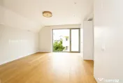 Duplex 5 Camere | 186 MP | Terasa 40 MP | 2 Parcări | Flore 