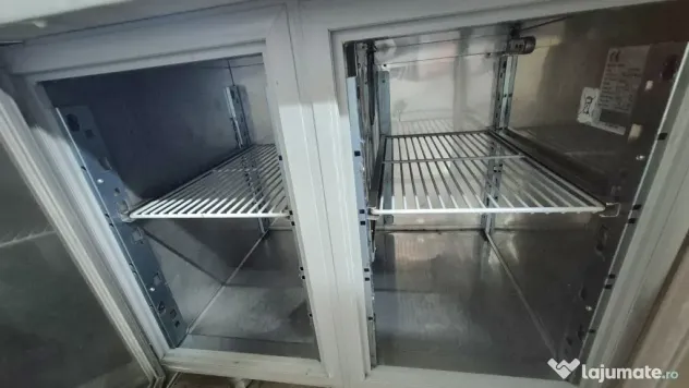 Masă rece pizza. Frenox -2/+8 cu blat de granit