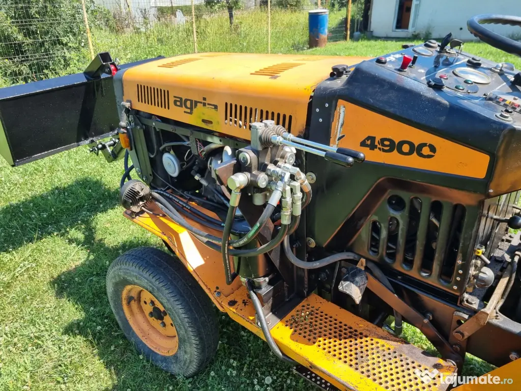 Tractor Agria 4900 cu cupa si freza