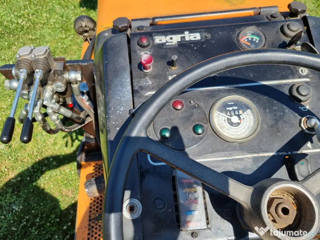 Tractor Agria 4900 cu cupa si freza