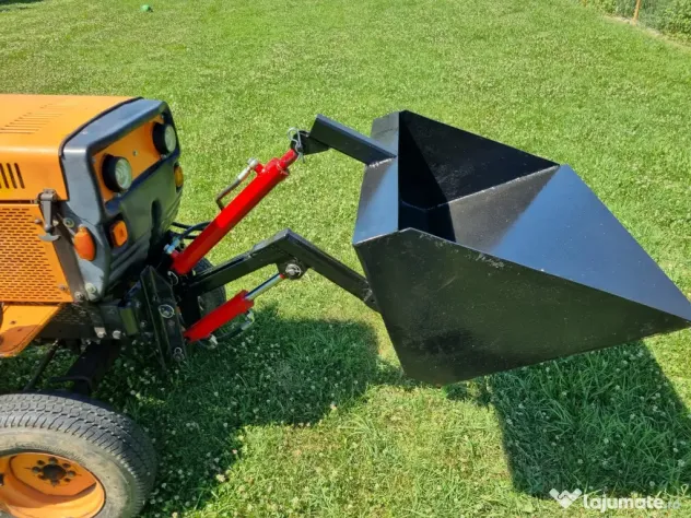 Tractor Agria 4900 cu cupa si freza