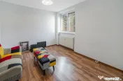Apartament cu 3 camere și două balcoane, într-o oază de 
