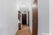 Apartament cu 3 camere și două balcoane, într-o oază de 