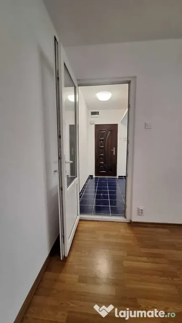 Apartament 2 camere, 40 mp, parter, Medgidia, central