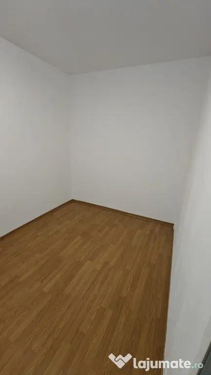 Apartament 2 camere, 40 mp, parter, Medgidia, central