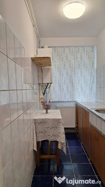 Apartament 2 camere, 40 mp, parter, Medgidia, central