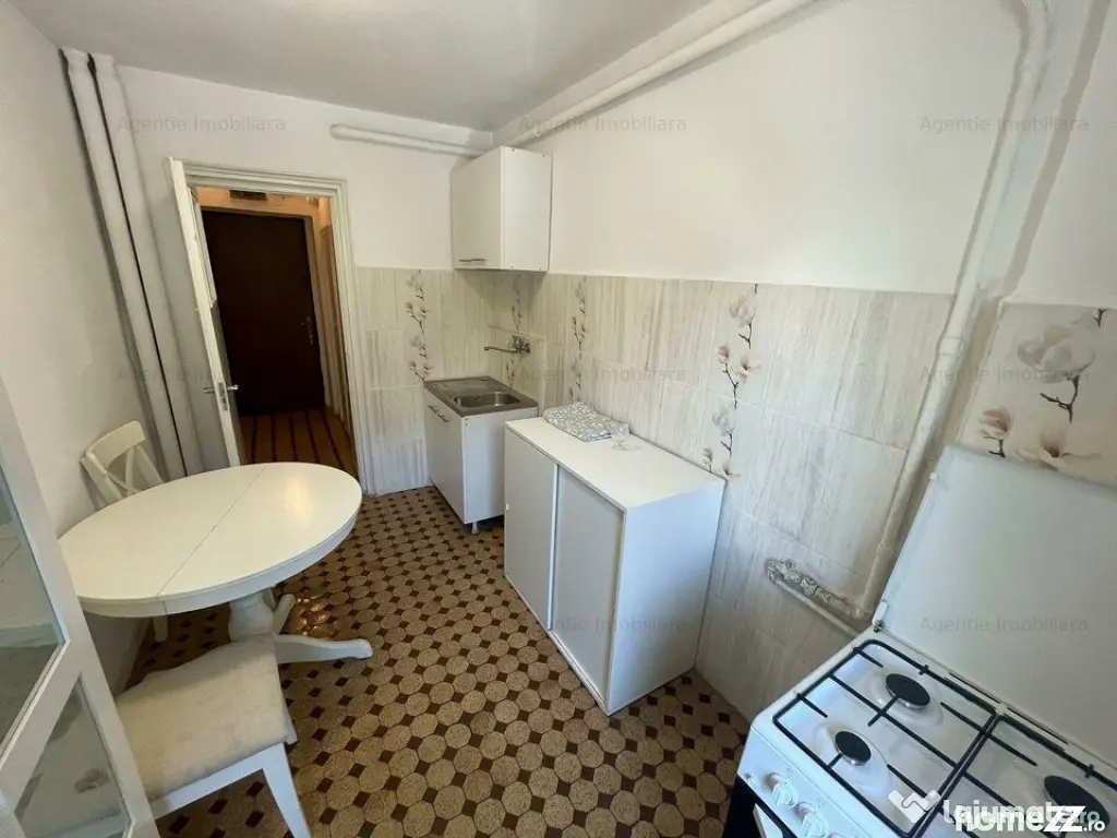 2 Camere - Stefan cel Mare x Barbu Vacarescu - 150 m de Metr - Bucuresti (Bucuresti-Ilfov)