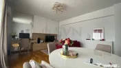 Apartament elegant in complex securizat - parcare inclusa 