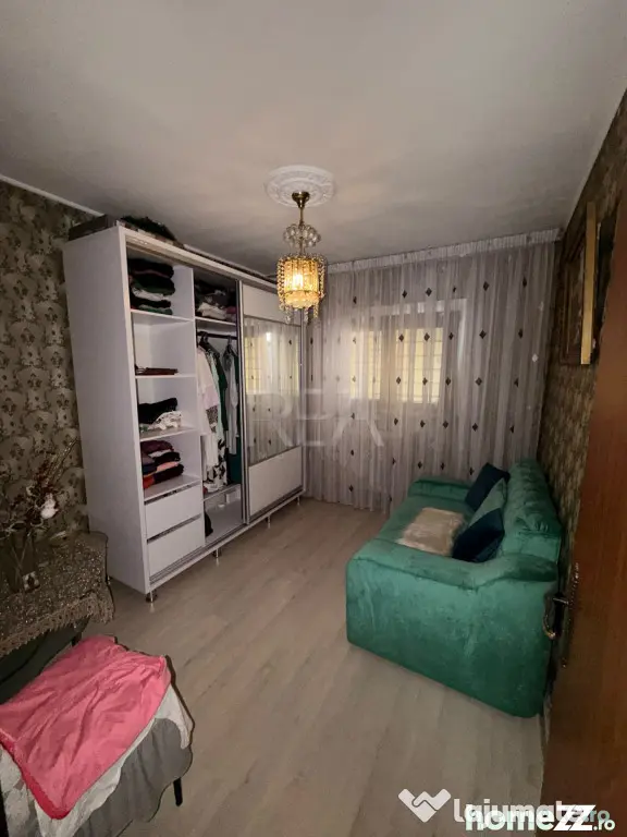 4 camere, 7/10, 80mp, bloc 1982- Piata Crangasi - Bucuresti (Bucuresti-Ilfov)