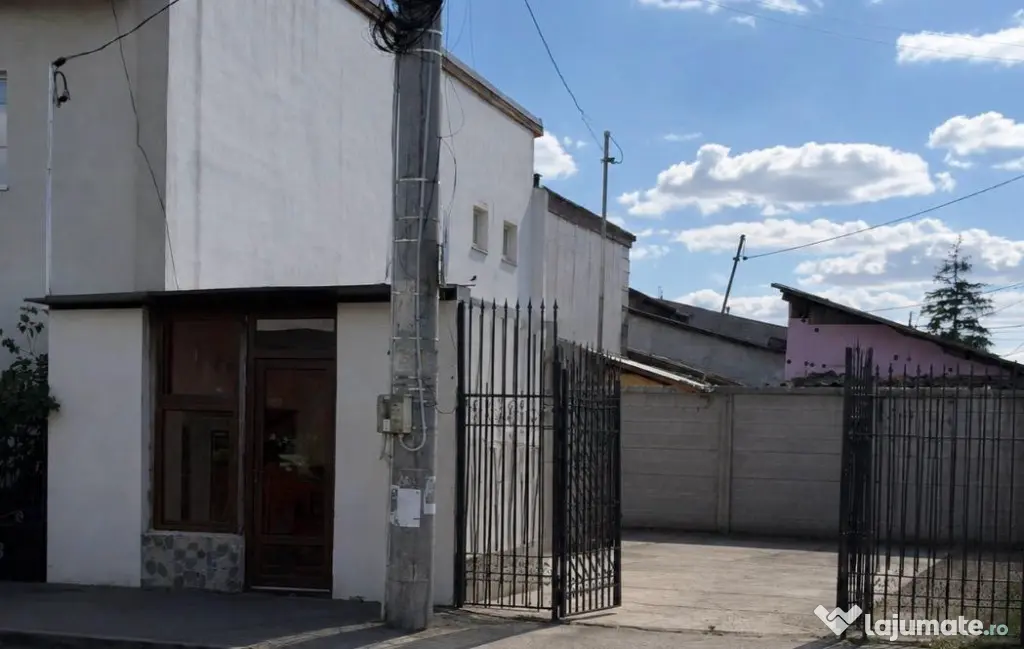 Casă, zona Brestei - Craiova (Dolj)